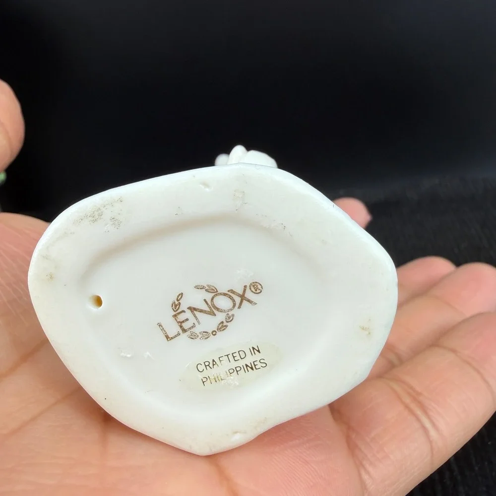 Lenox Ivory China Dolphin Figurine Gold Trim Nautical Ocean‎ Marine Life 4 Inch